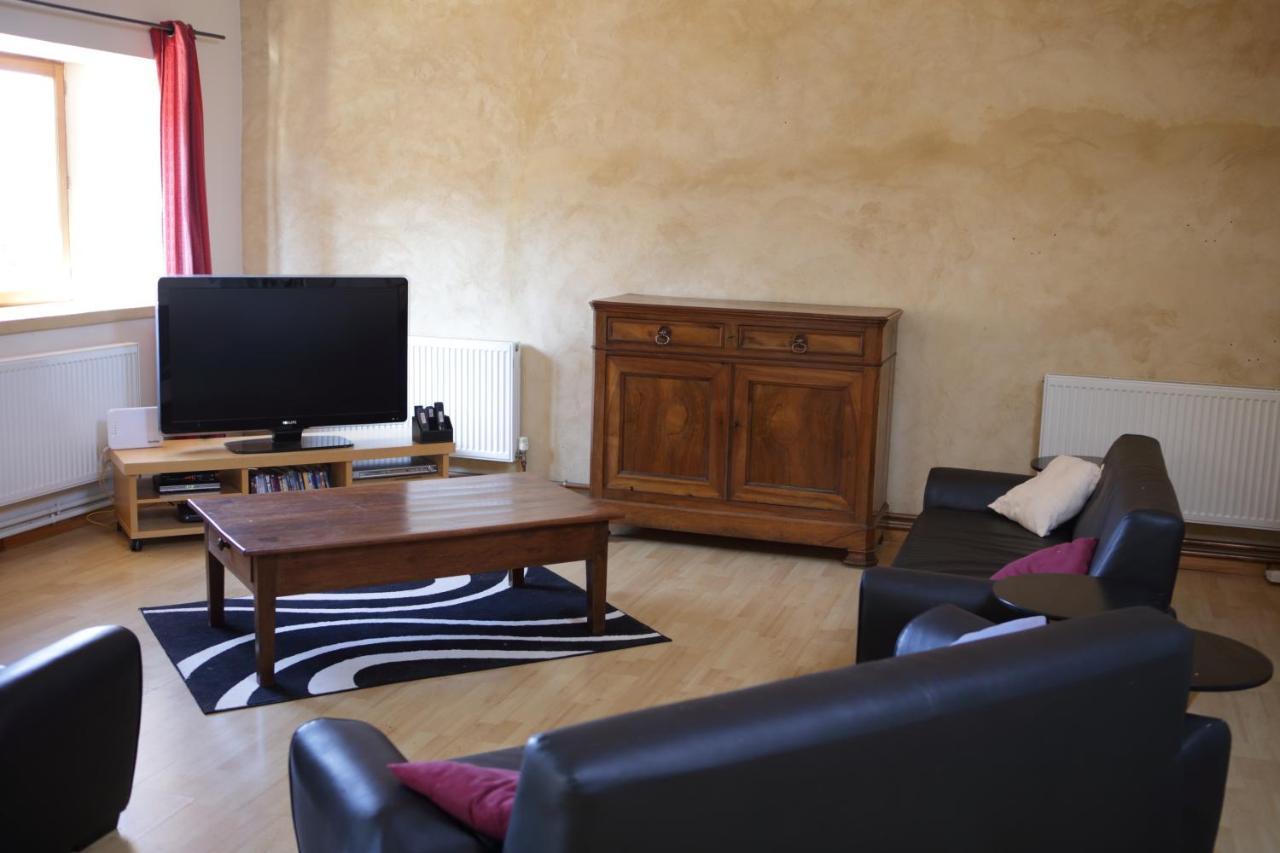 Les Tours De Bombel Bed and Breakfast Saint-Amand-de-Coly Εξωτερικό φωτογραφία